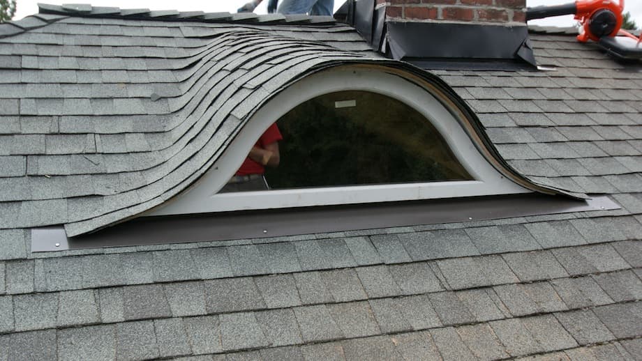 3-Reasons-to-Get-an-Eyebrow-Dormer