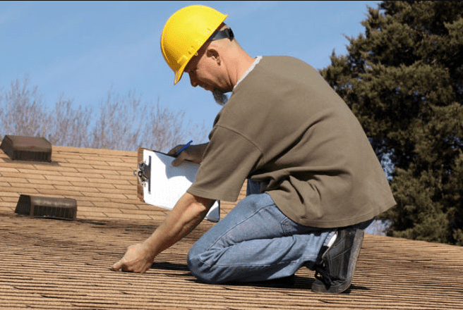 3 Reasons to Have Your Roof Inspected Before Summer-min
