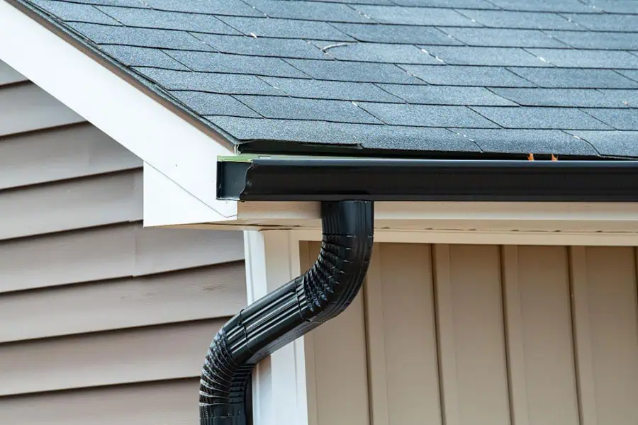 How-gutters-protect-your-roof